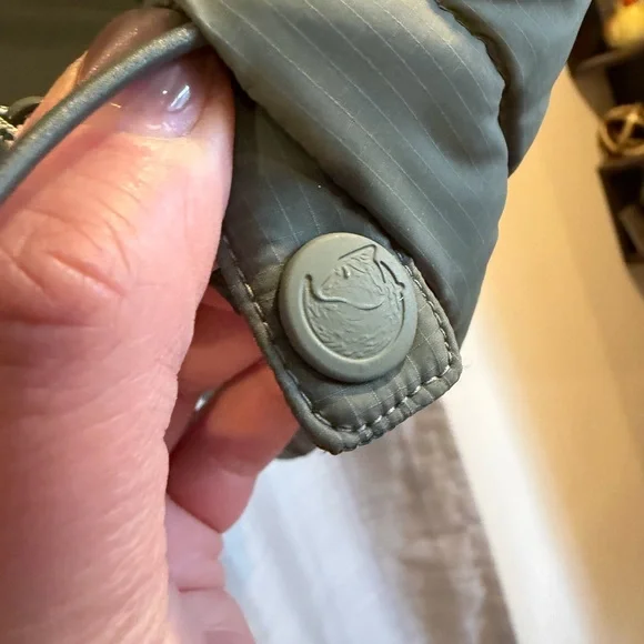 NWT Women’s Size Small Fjallraven Expedition Pack Down AnorakGreen Puffer Jacket - Picture 9 of 10